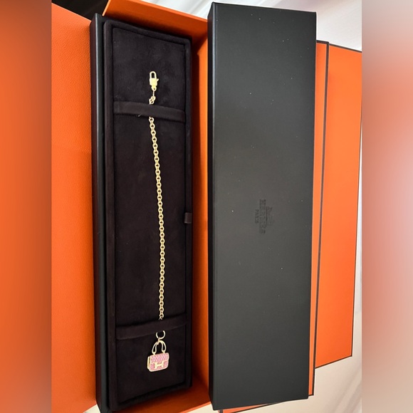 🩷SOLD🩷Authentic Hermes Constance bracelet rose gold with pink sapphires - Picture 10 of 11